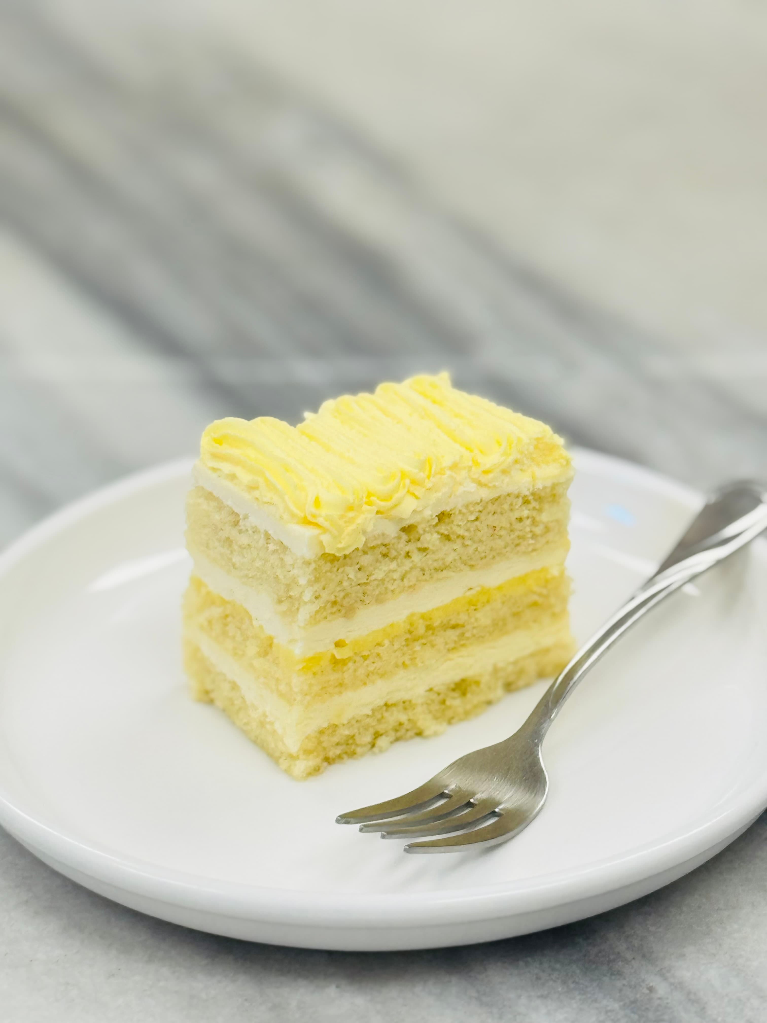 Lemon Bavarian Cake