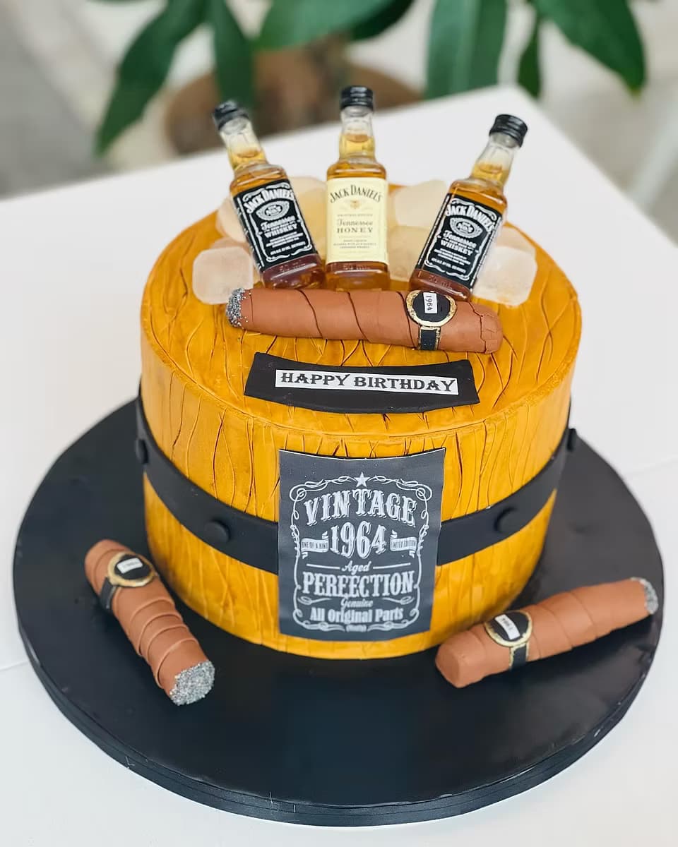 Wedding & Custom Cakes